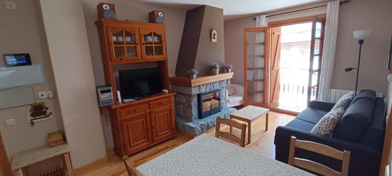 Apartamento El Refugio De Sara Benasque Exteriér fotografie