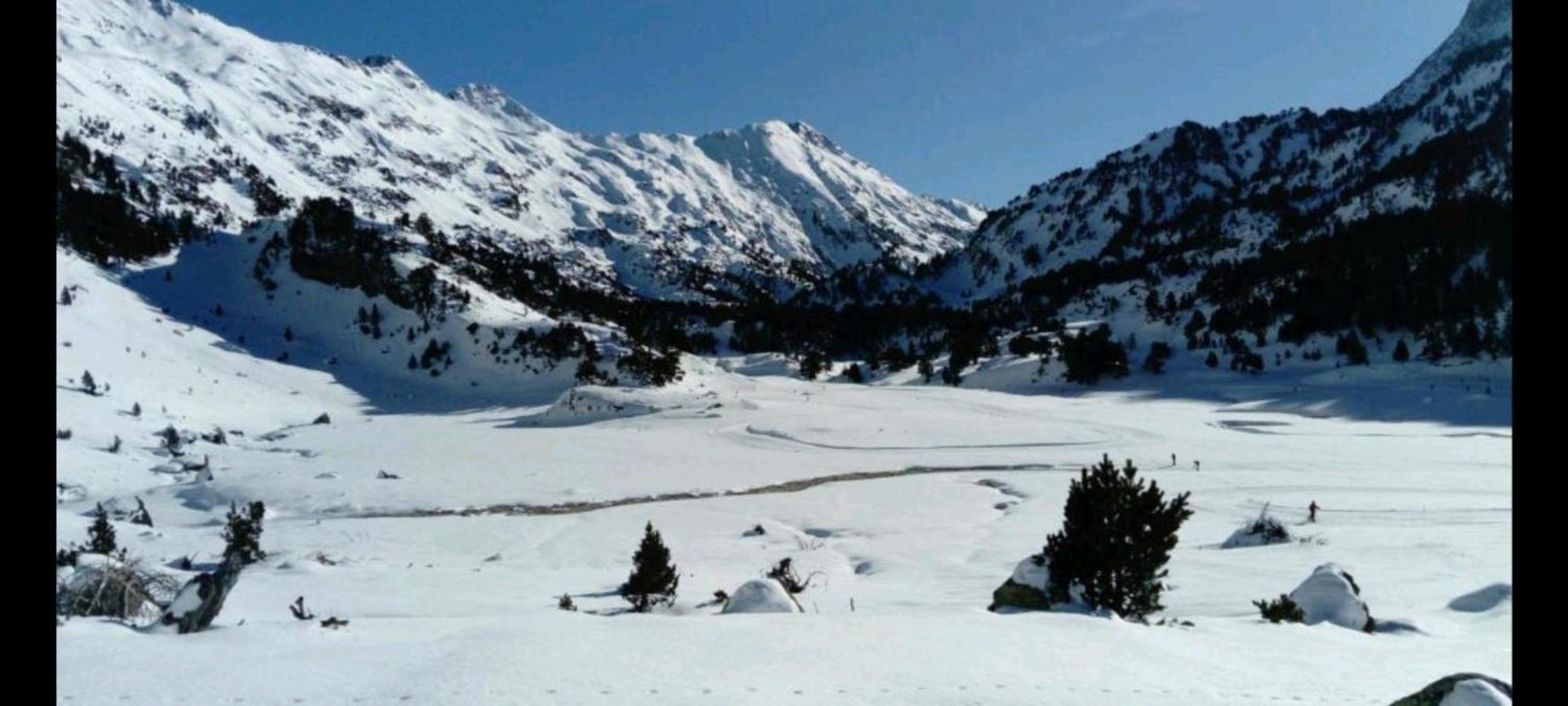 Apartamento El Refugio De Sara Benasque Exteriér fotografie