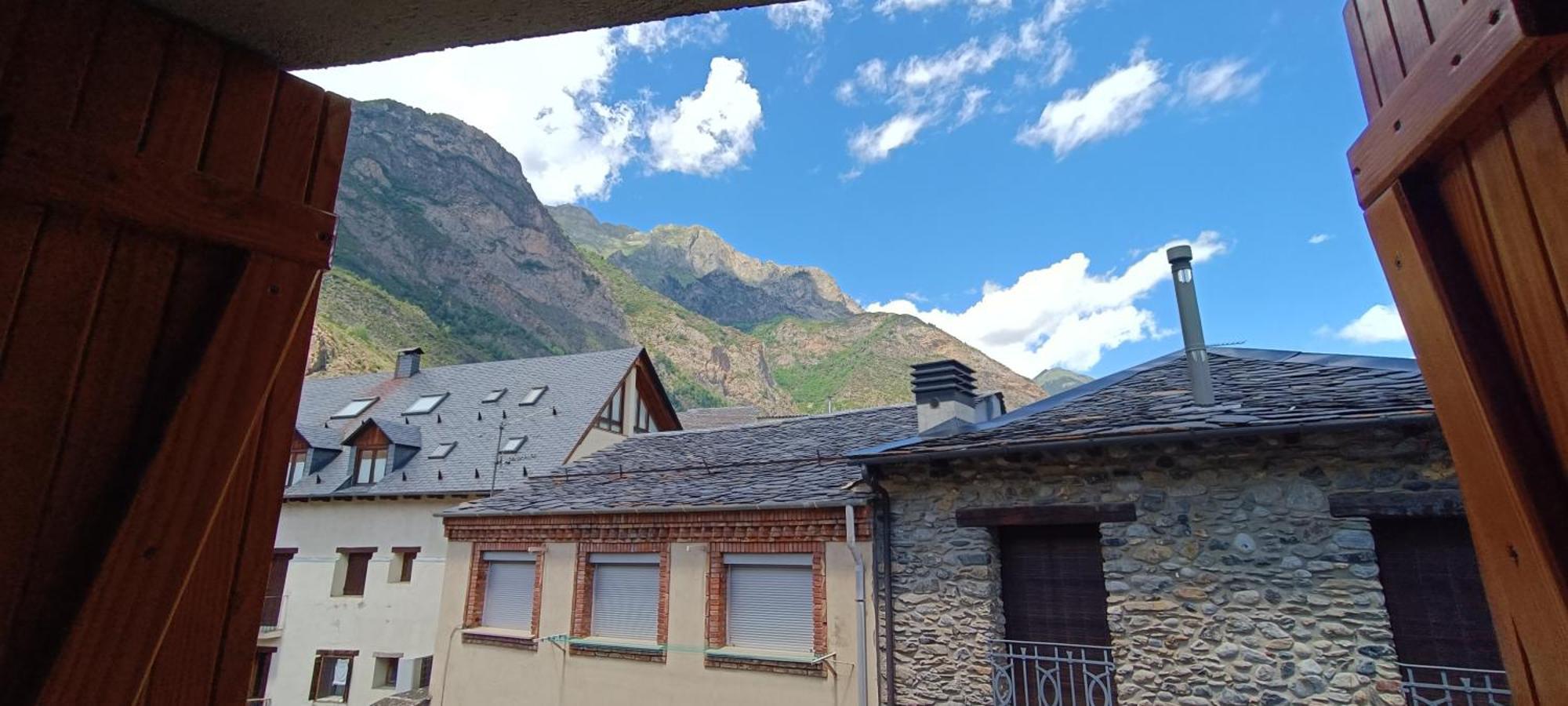 Apartamento El Refugio De Sara Benasque Exteriér fotografie